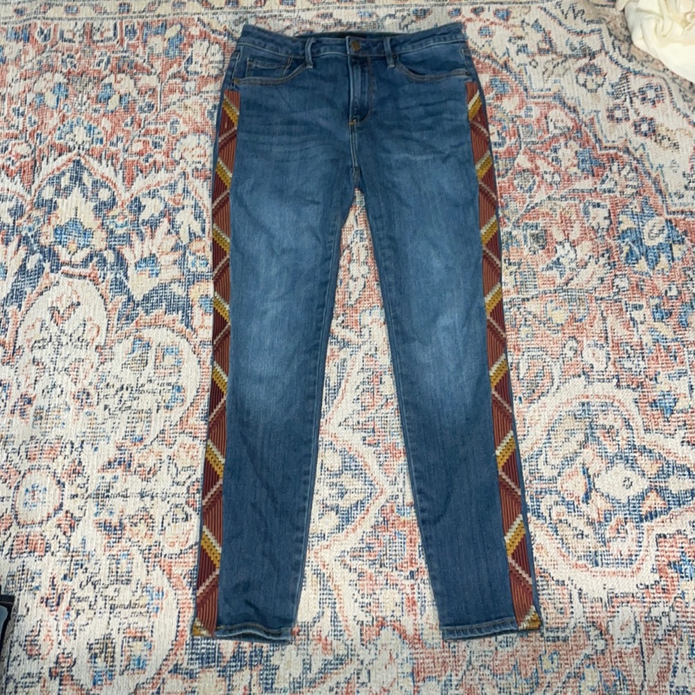 Driftwood Jackie High Rise Embroidered Jeans in Rosie Santina SZ W27 L28 EUC - Picture 4 of 7